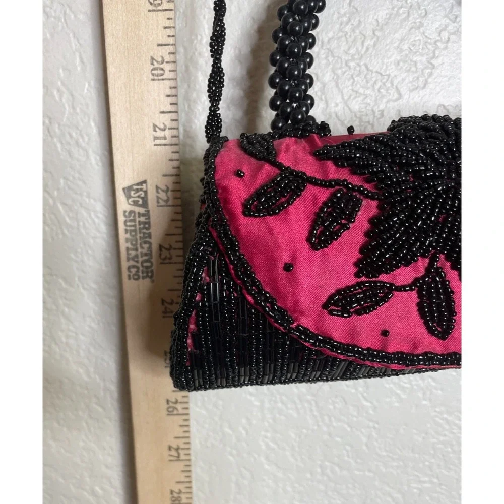 Vintage Glass Beaded Red Black Floral Crossbody Purse‎ Bag Clutch Party Cruise